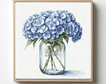Hortensia azul en tarro de cristal: Patrón de punto de cruz (Descargar PDF)