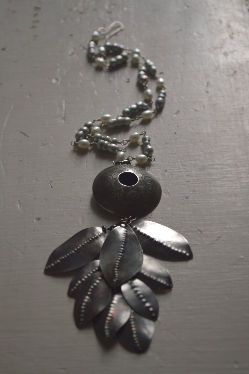 Pearls and leaf necklace long necklace One of a kind image 6