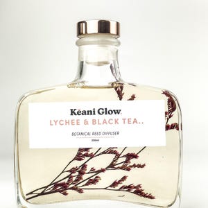 Lychee and black tea botanical reed diffusers home scent fragrance