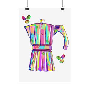 Puede incluir: Una cafetera moka ilustrada con un patrón abstracto vibrante y multicolor que presenta tonos de rosa, amarillo, azul y verde. El diseño incluye pequeñas formas de granos de café de colores flotando cerca de la parte superior izquierda e inferior derecha.