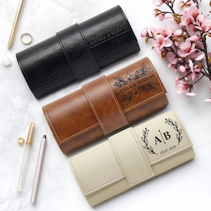 Personalized Eyeglass Case in Leather | Custom Name Sunglasses Holder | Travel Gift for Men, Women, Dad, Mom | Unique Handmade Gift Idea