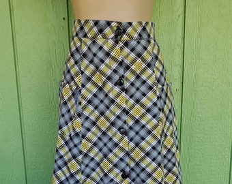 Vintage Plaid Cotton A-Line Skirt, 1970's High Waist Plaid Skirt, Size 28" Waist