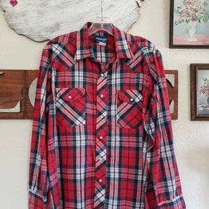 Vintage Plaid Wrangler Men's, Unisex, Western Style Shirt, Red plaid Men's Cowboy Shirt, Rodeo Shirt, Ranch Shirt, 48" Chest