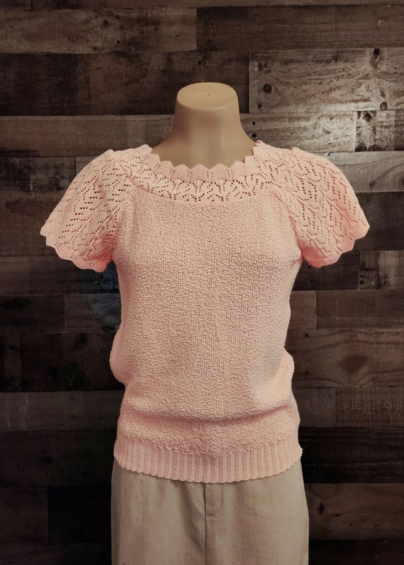Vintage Peachy Pink Short Sleeve Pull Over Sweater