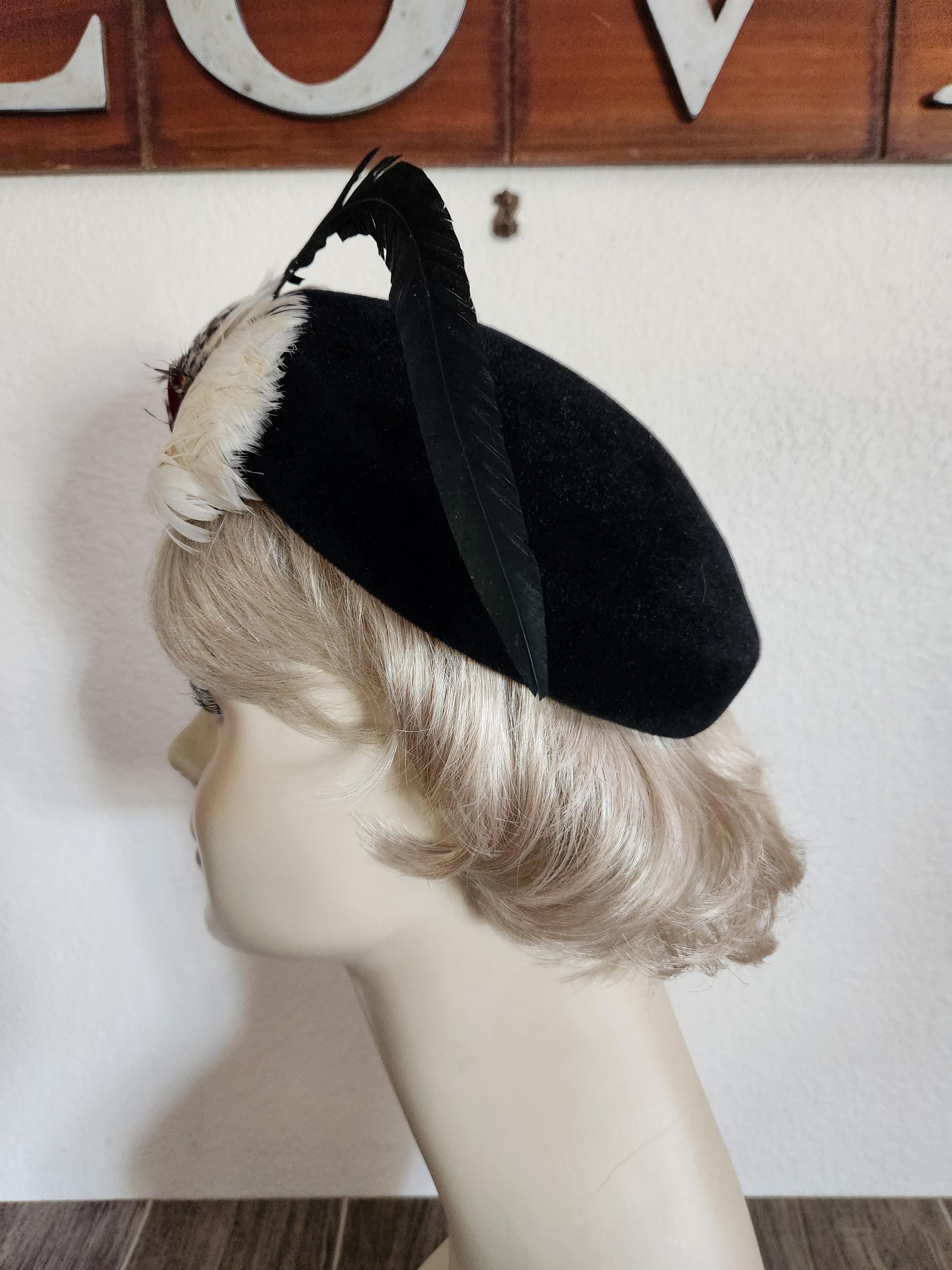Vintage 1950s Black Velvet Structured Hat Vintage 1950 main image 3