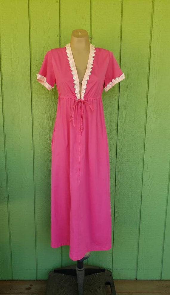 Vintage 1960's Nightgown by Montgomery Ward's, Ho… - image 2
