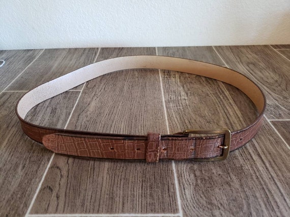 Vintage Brown Cowhide Belt With Reptile Texture | Brown Belt  display picture 1