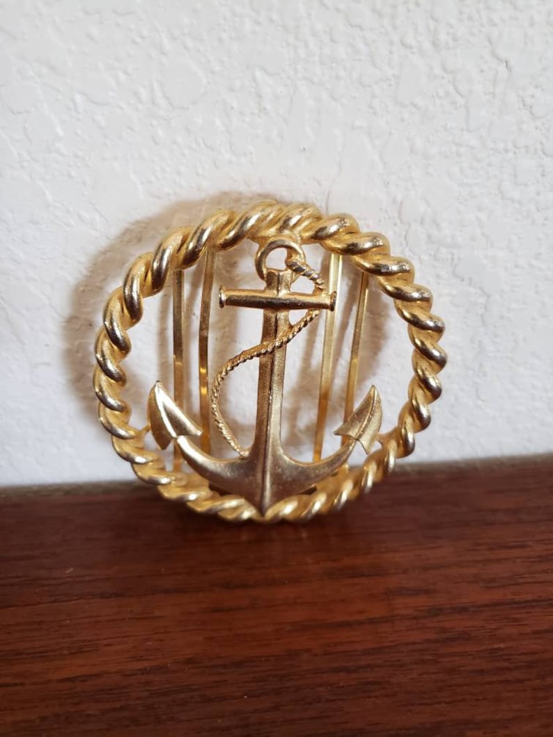 2.5 X 2.5 Vintage Anchor Cinch Style Belt Buckle Round Gold Tone Buckle with Anchor in Center