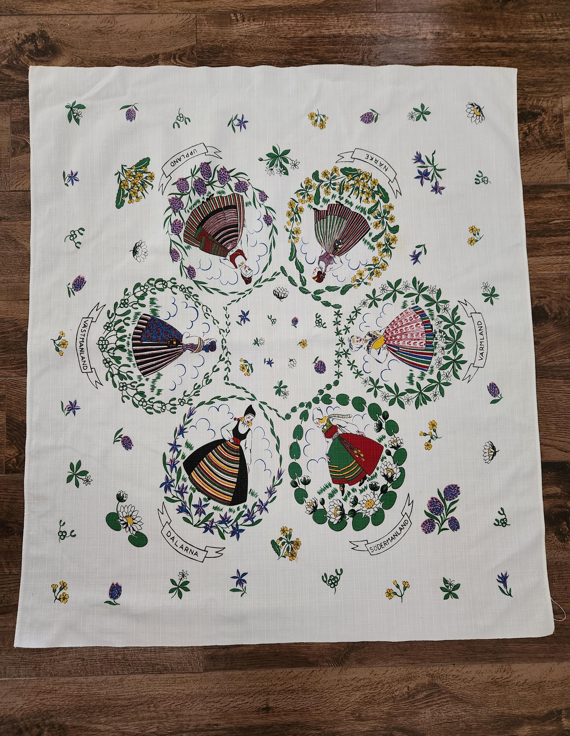 Vintage Linen Tablecloth With Swedish Region Design | Evert