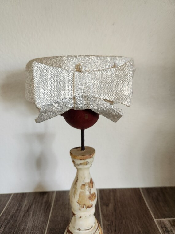 Vintage White Pill Box Hat With Bow | Pearl White 