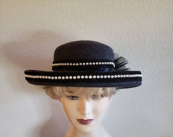 VINTAGE KATHY JEANNE CLOCHE Wool Grey-Charcoal Black Women\'s Hat with Ribbon Bow Vintage Kathy Jeanne Gray Wool Hat With Pearls Ribbon and  main image 2