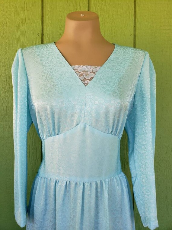 Vintage 1970's Empire Waist Day Dress | Pale Flor… - image 3