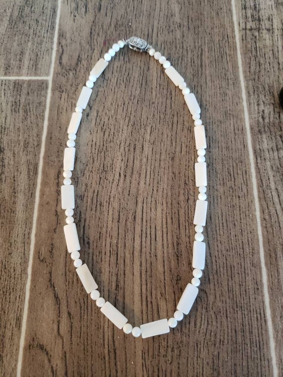 Vintage Mother of Pearl Necklace/Choker | 16" - image 2