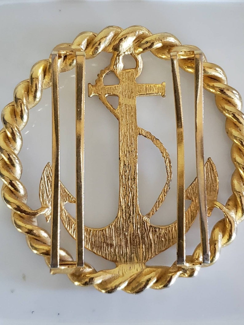 2.5 X 2.5 Vintage Anchor Cinch Style Belt Buckle Round Gold Tone Buckle with Anchor in Center