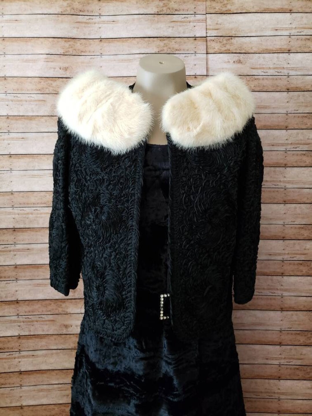 ジャケット・アウター m.me.eme ribbon fake fur coat M me eme Ribbon