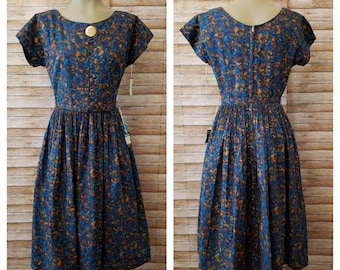 Vintage Fitted Waist Cotton Full Skirt Dress | Rockabilly Pin up Style Dress | Day Dress | See Measurements