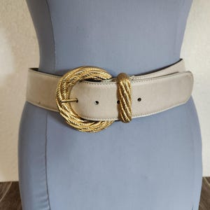 Vintage 80s Gold Rope Belt Two Tone Silver Clasp Stretch Waist Statement Day Lor Gold Rope Belt 80s - Etsy main image 2
