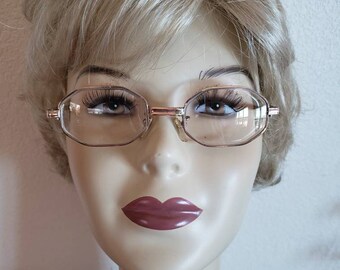 Grannies Wearing Only Glasses Grannies Wearing Only Glasses