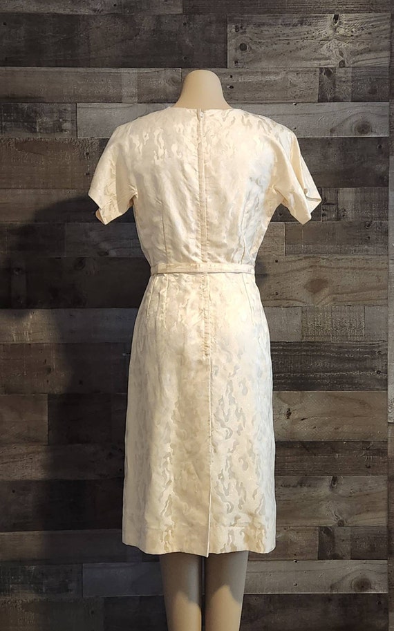 Vintage Cream Brocade Cocktail Dress With Belt | … - image 5