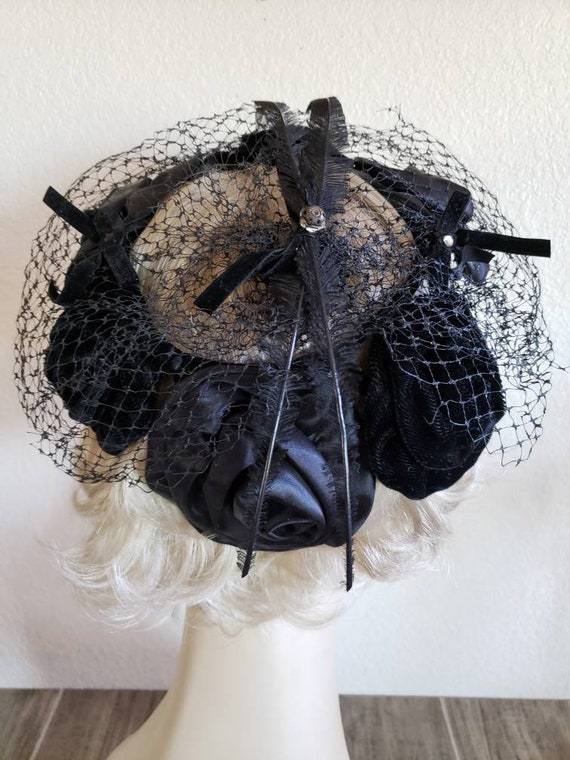 Vintage Velvet and Satin Capulet Headpiece with B… - image 3