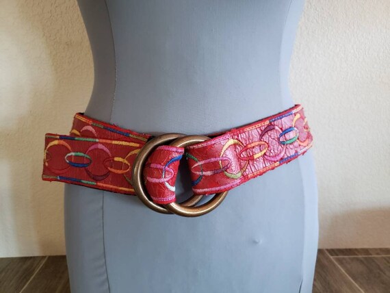 Vintage Red Leather Belt With Colorful Embroidered Accents  display picture 3