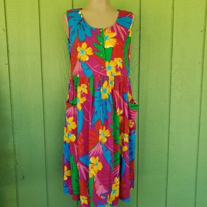 Vintage Hawaiian Print Drop Waist Tank Dress Colorful 80's Hawaiian Dress Jumper Style Hawaiian Dress 36 Bust image 2