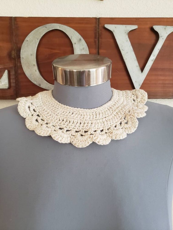 Vintage Crochet Collar | Crochet Collar with Scall