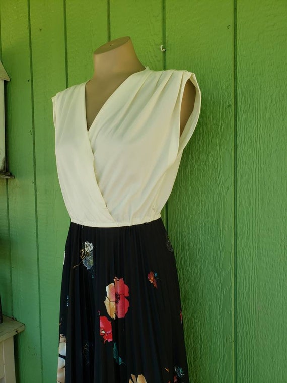 Vintage 1970's Sleeveless Polyester Day Dress wit… - image 3