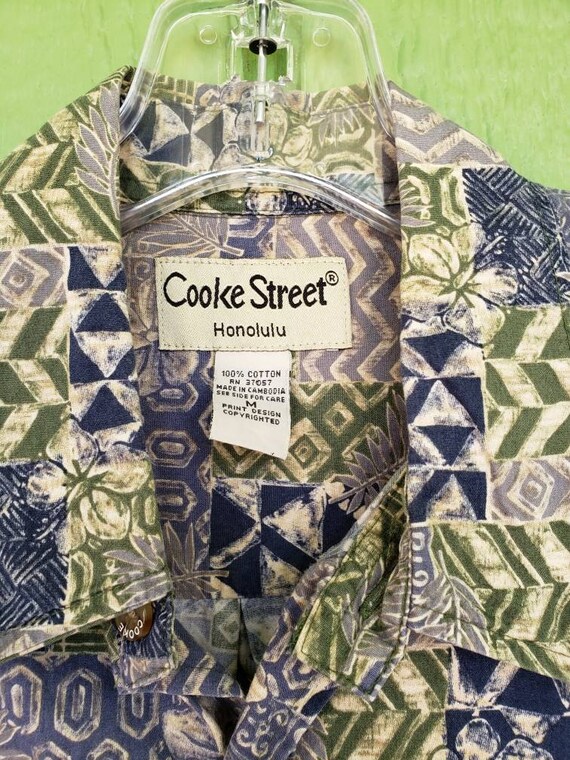 Vintage 1980's Hawaiian Shirt by Cooke Street Tik… - image 3
