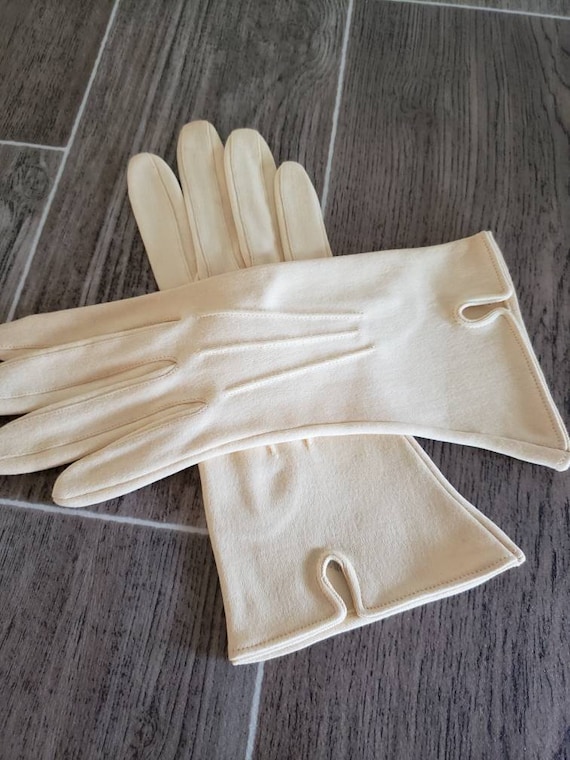 Vintage Pale Yellow Dawnell Gloves, Pretty Yellow… - image 1