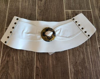 Wide White Waist Belt with Gold Eyelets and Buckle HARLEY WIDE BELT in WHITE/GOLD | ALICE + OLIVIA main image 4