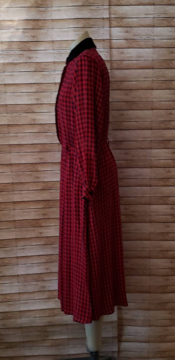 Vintage Gingham Print Dress with Velvet Collar | … - image 4