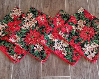 Vintage Fabric Poinsettia Print Cloth Napkins | Holiday Print Fabric Napkins | Set of 4 Fabric Christmas Napkins