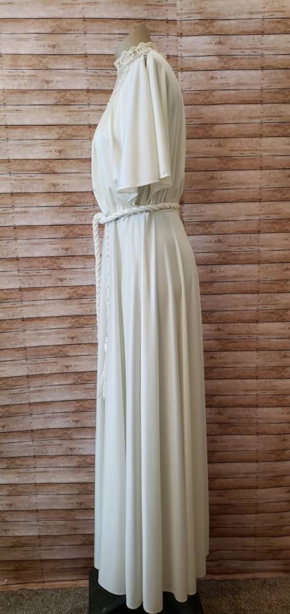 Vintage 1970's Cream High Neck Evening Gown | Sil… - image 4