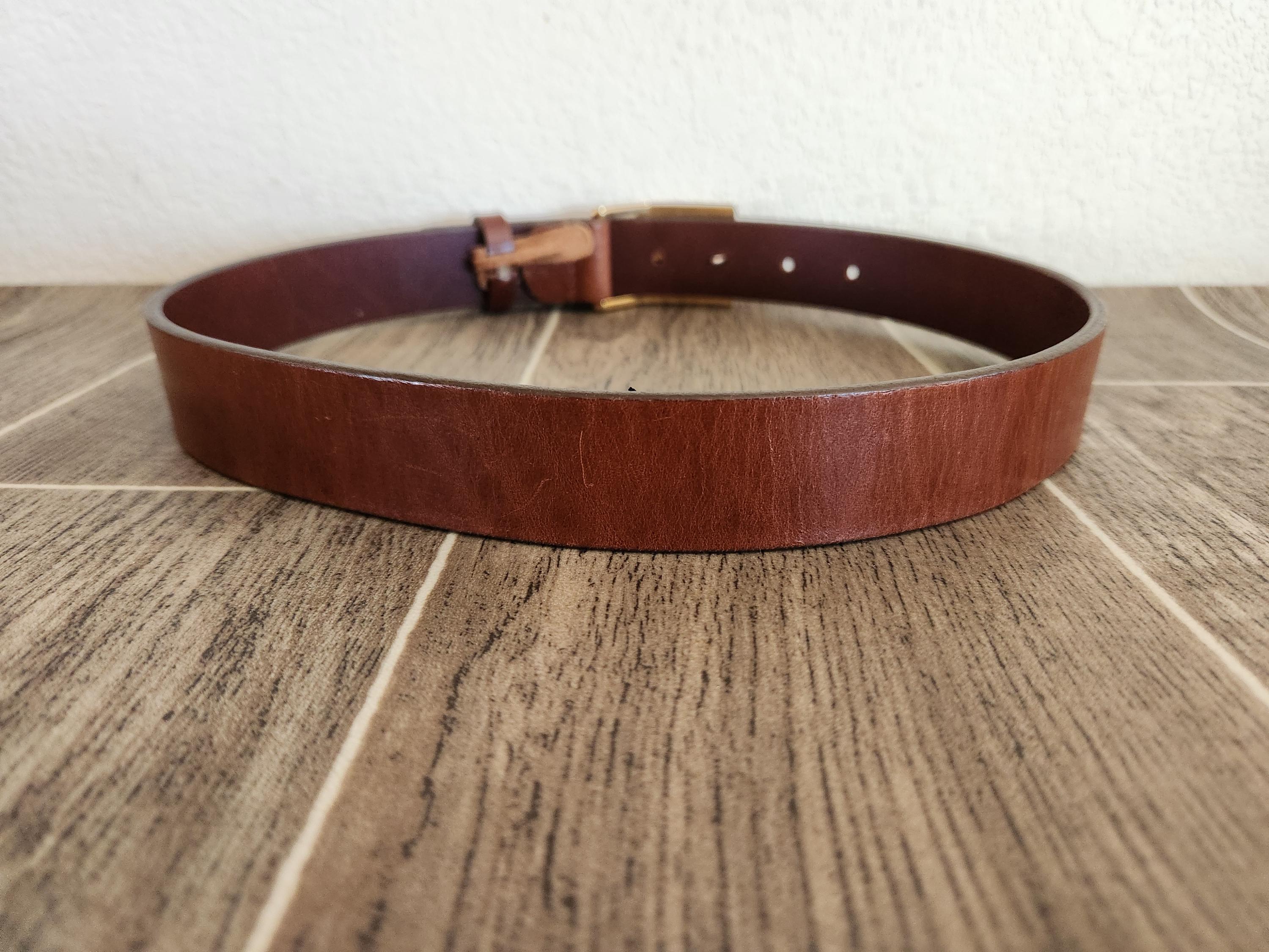 Vintage Leather Brown Belt by GUESS - Gold Tone Signature G 