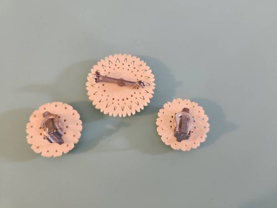 Vintage Celluloid Earring And Brooch Set | Ivory … - image 5