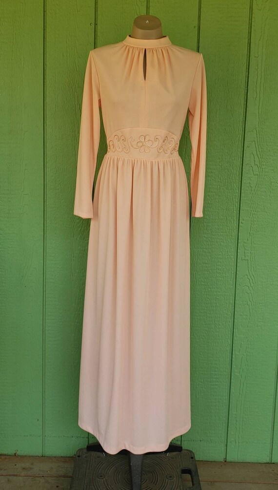 Vintage 1970's Polyester Maxi Dress, Peach,  Medi… - image 2