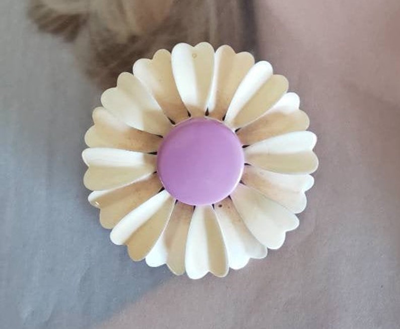1960/'s Flower Pin Hippie Style Large Flower Pin Vintage Jewelry Vintage Large Metal Flower Brooch Rockabilly Style Jewelry