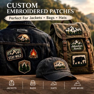 Puede incluir: Parches bordados personalizados con diseños de montañas, bosques, fogatas y osos aplicados en una chaqueta de mezclilla, una mochila de lona marrón y una gorra gris oscuro. El texto dice: CUSTOM EMBROIDERED PATCHES, Perfect For Jackets • Bags • Hats.