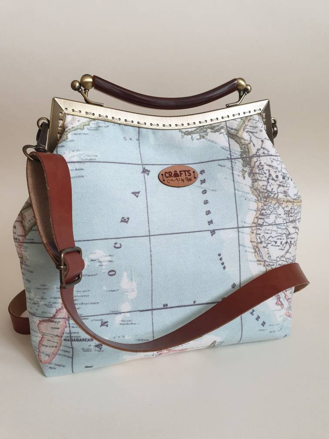 world map travel bag