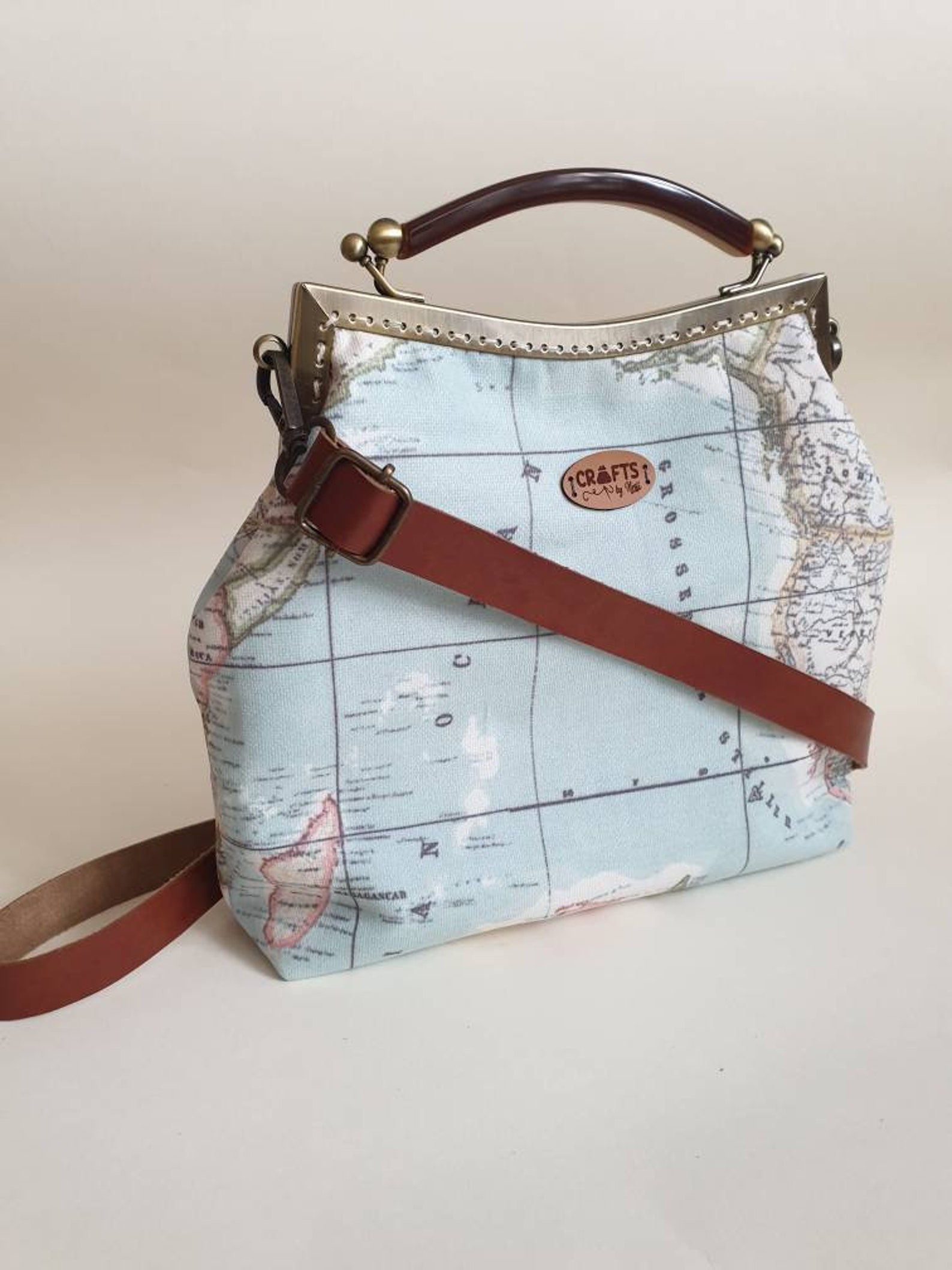 world map travel bag