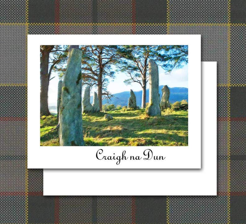 Outlander Party Invitation, DIY Imprimable, Fait sur mesure, Viewing Party, Costume Party, Whisky écossais, Fraser Tartan, Craigh Na Dun, Claire image 2