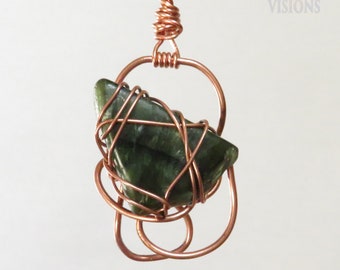 Peridot Pendant, Handmade Copper Wire Wrapped Jewelry, Unisex, OOAK Peridot Jewelry, Boho Jewelry, Hippie Jewelry, Green Jewelry