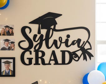 Custom Graduation Metal Sign, Grad Cap & Diploma Decor, Personalized Graduate Name Wall Art, Graduation Gift for Her, Grad Photo Prop