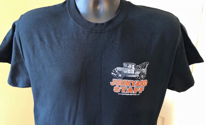 Vintage Junkyard Flatbed Car Hauler T-Shirt- Rusty metal Black -Old skool t-shirt for grandpa, son dad or boy friend gift