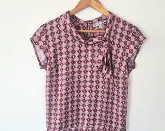 Vintage 90's,  Y2K women's brown blouse with geometric patterns