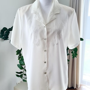 Vintage 80&#39;s White Beige Women Blouse, Embroidered blouse with short sleeves, Size 14