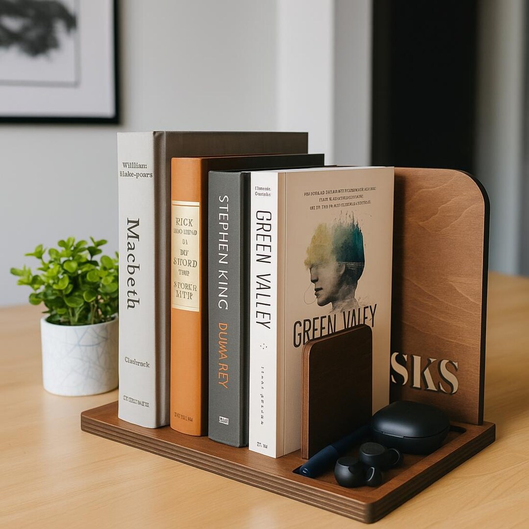Engraved Wooden Book Stand, Personalized Reading Rest, Bookworm Gift - Etsy