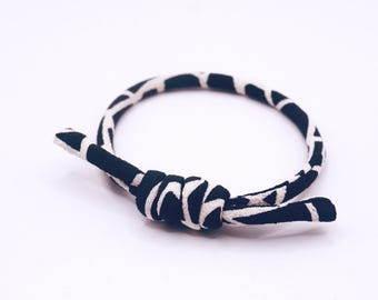 Japanese knot bracelet | Handmade chirimen cord accessories