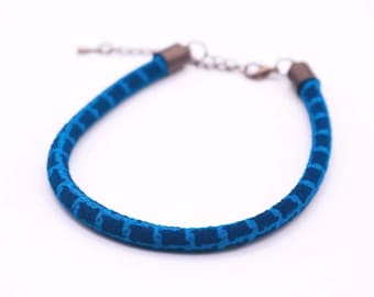 Japnese blue bracelet | Adjustable chirimen fabric wristbands | kimono-style accessories